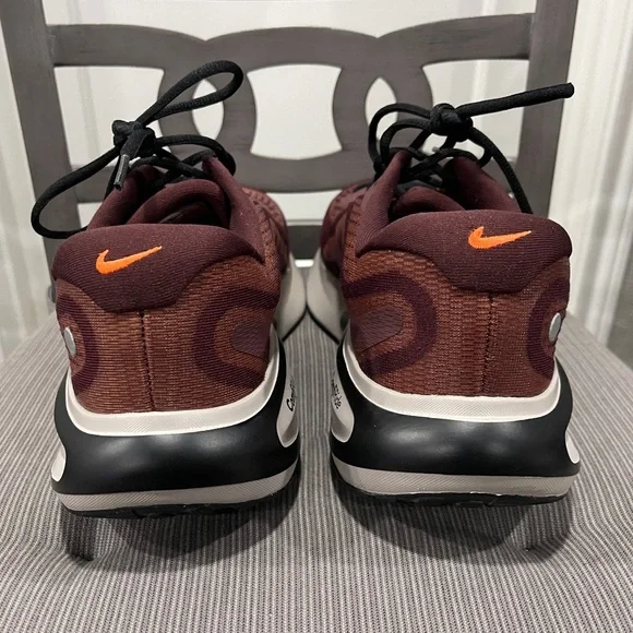 Nike Journey Men's “Burgundy Crush” Athletic Shoes - Picture 5 of 8